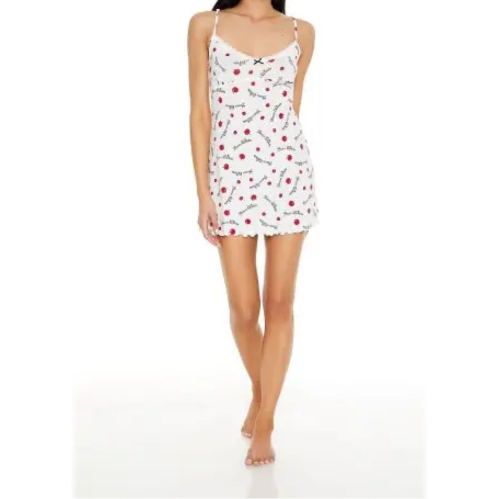 NWT Disney x Forever 21 Red Apple and Black text